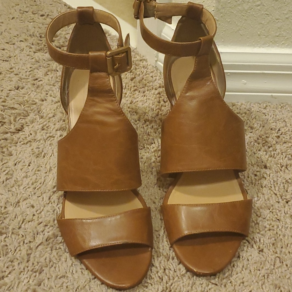 Womens Shoes